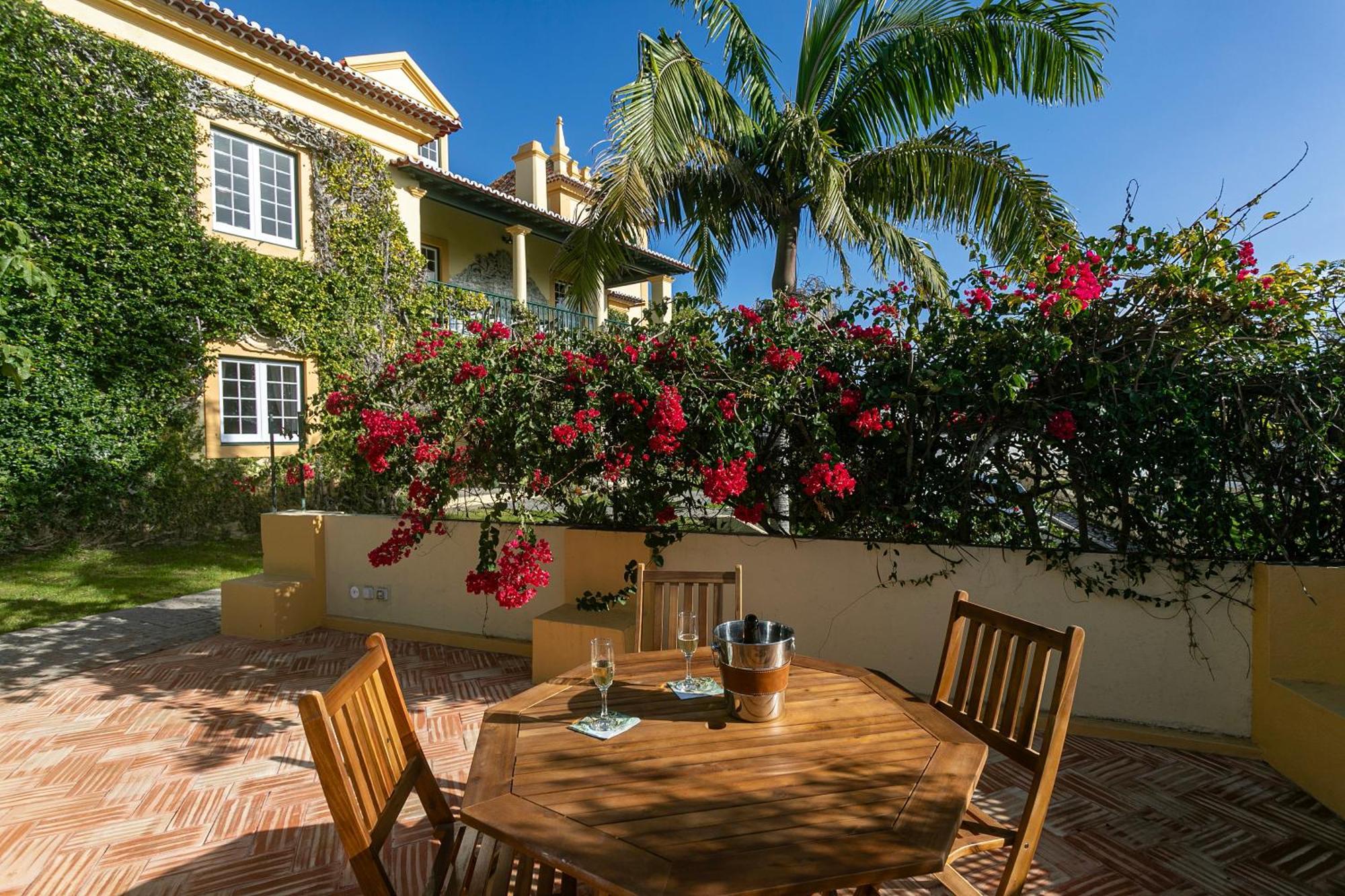 Casa Portuguesa - Charming House Bed & Breakfast Понта Делгада Екстериор снимка
