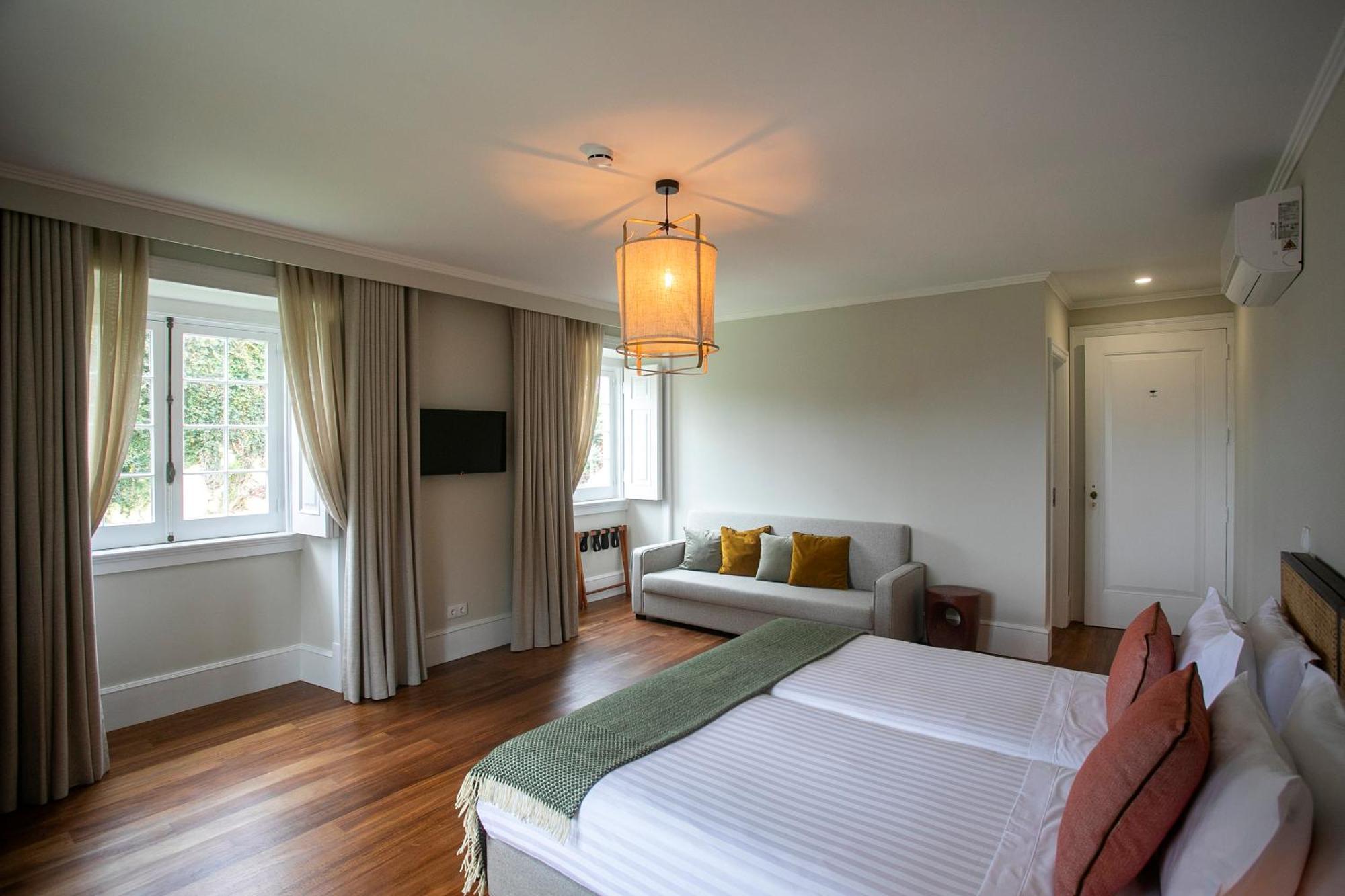 Casa Portuguesa - Charming House Bed & Breakfast Понта Делгада Екстериор снимка